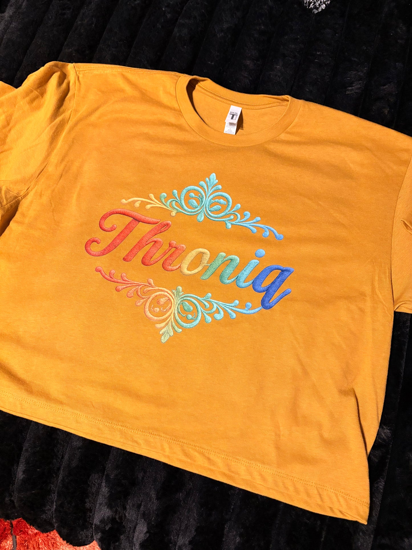 Throniq Boxy Tee