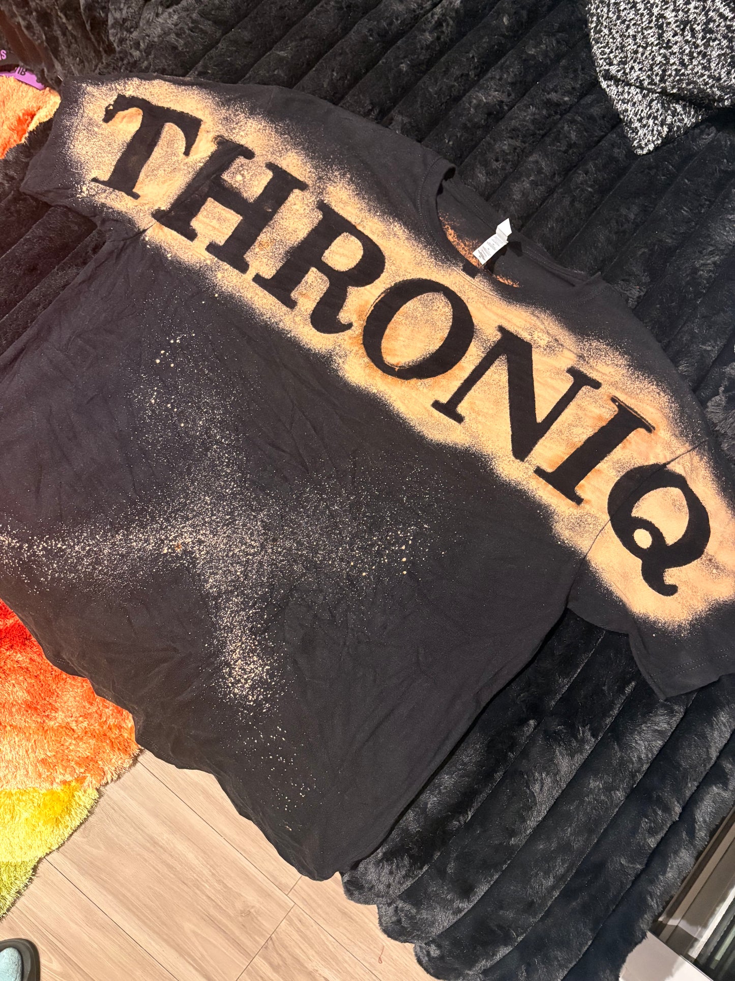 Throniq Crown Tee